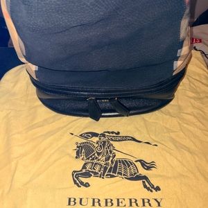 Burberry bucket handbag